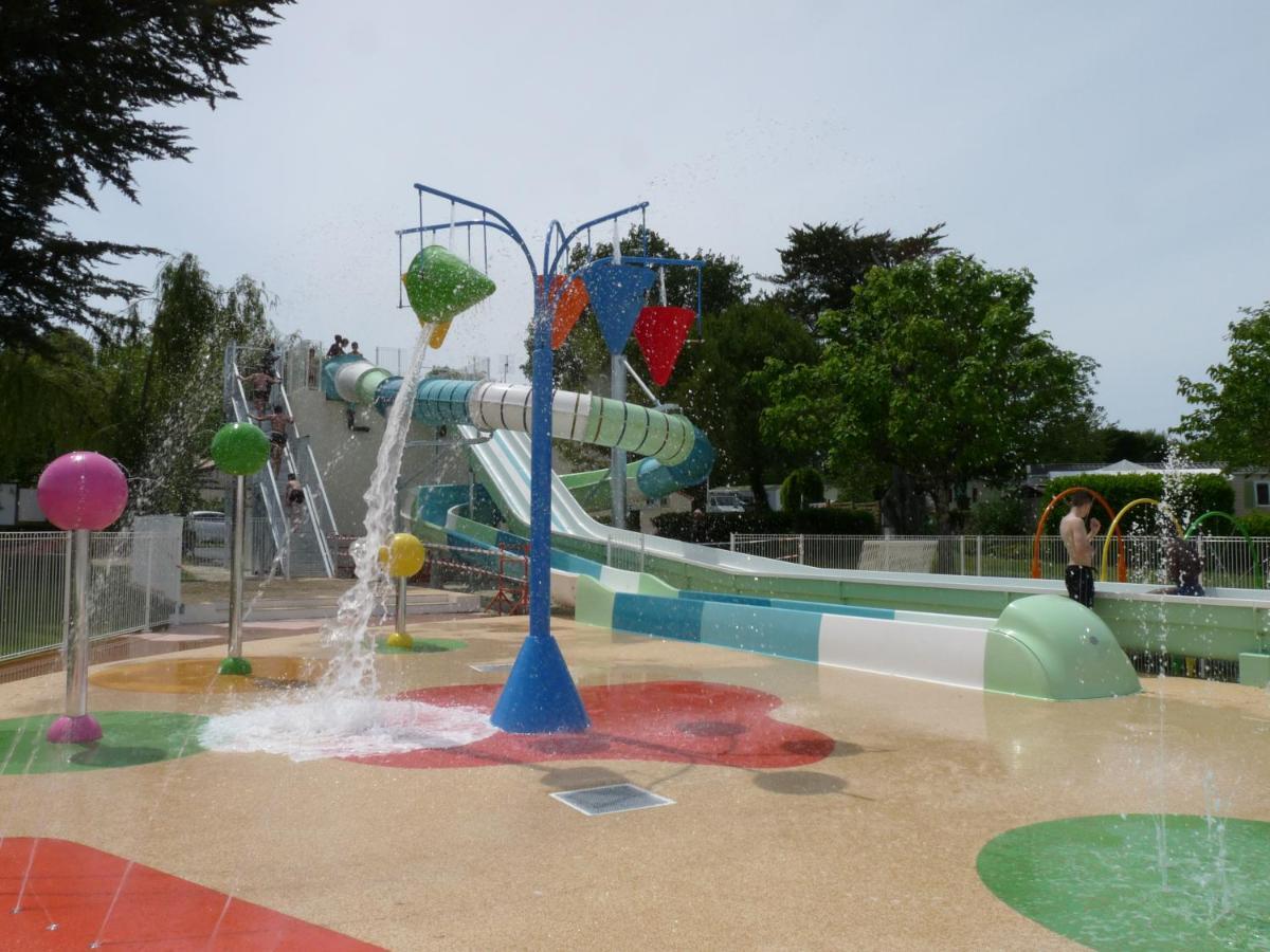 Camping Paradis Aloe Medis Bagian luar foto