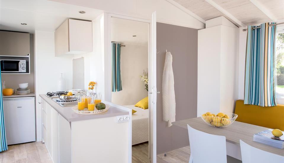 Camping Paradis Aloe Medis Bagian luar foto